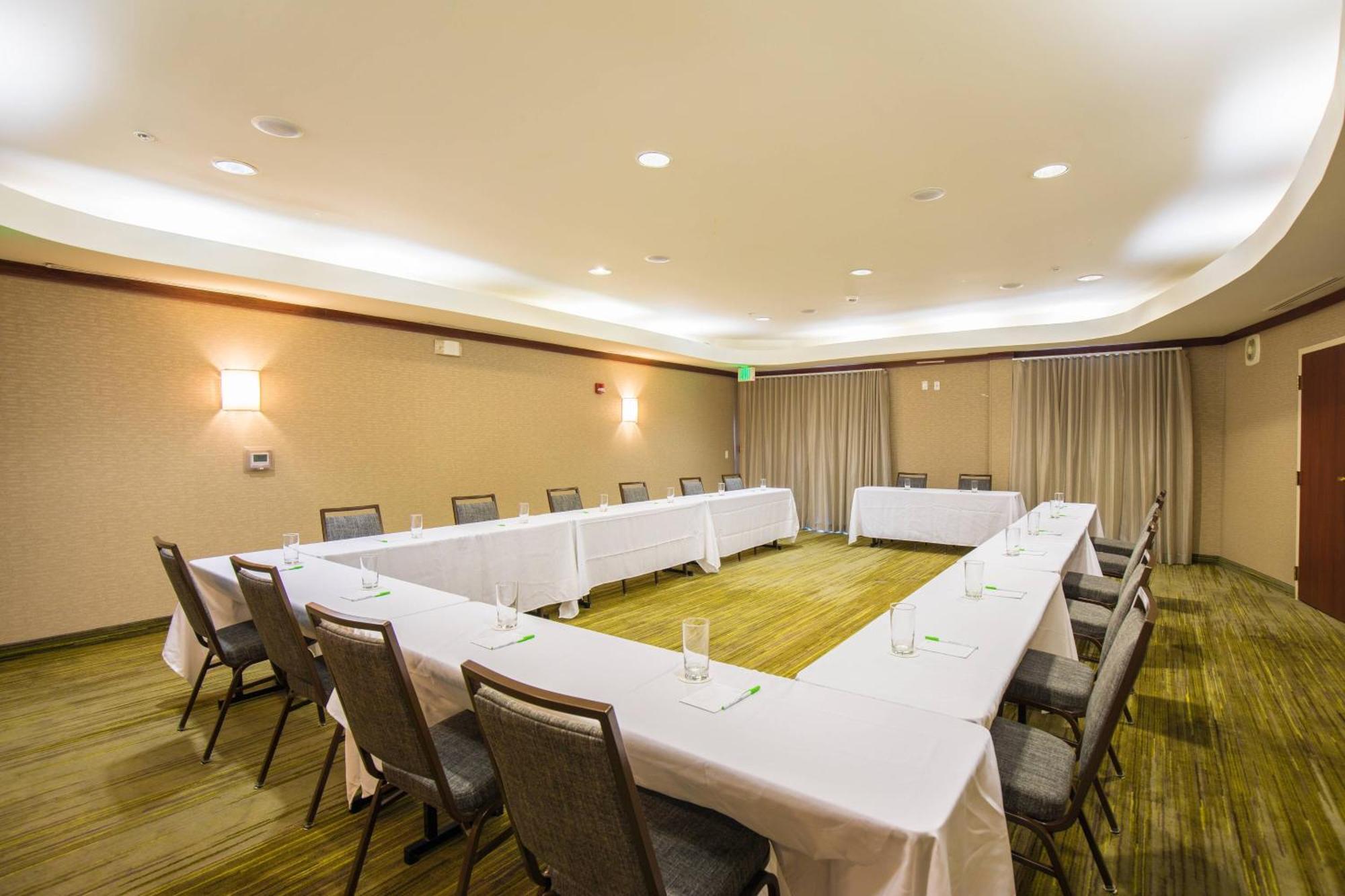 Courtyard By Marriott Merced Eksteriør billede