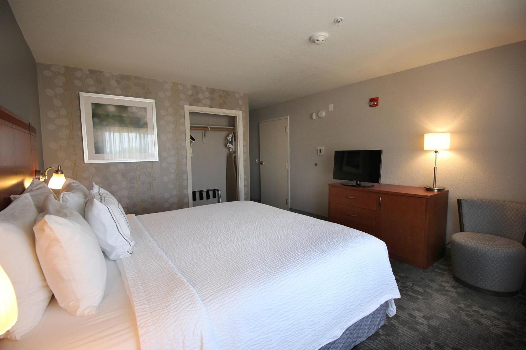 Courtyard By Marriott Merced Eksteriør billede